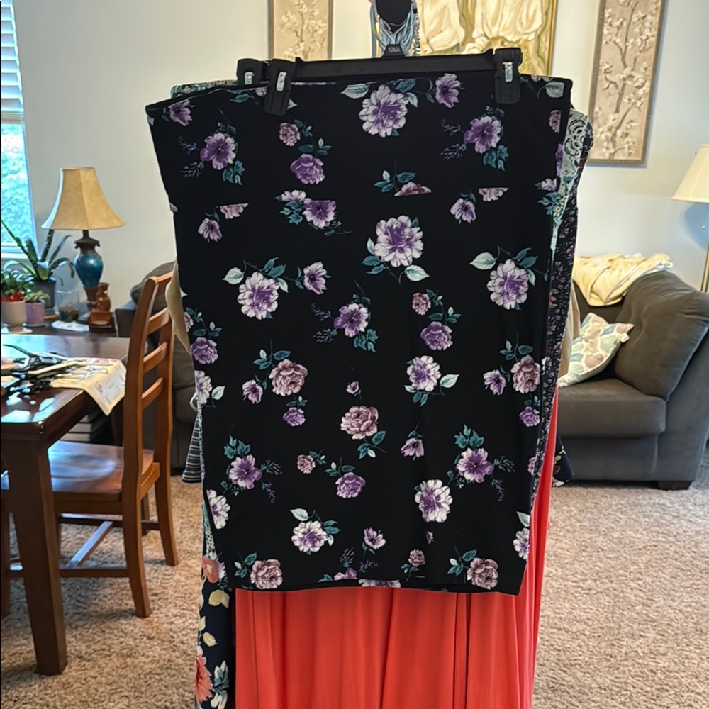 Torrid Floral Black plus size Skirt